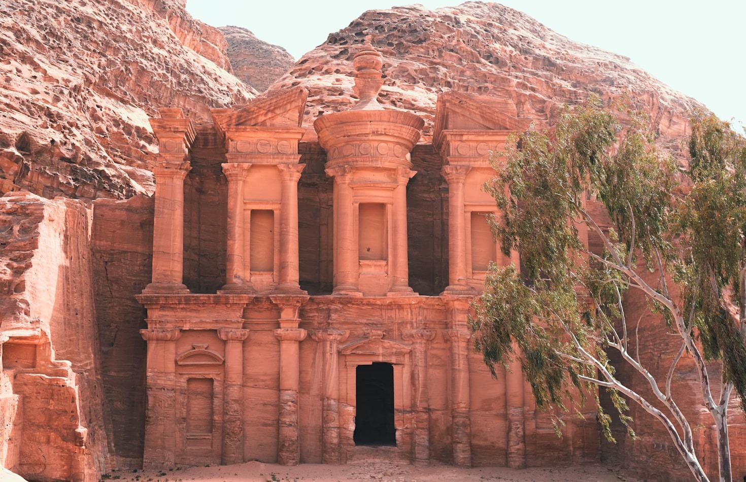 The Best Times to Visit Jordan for Adventure